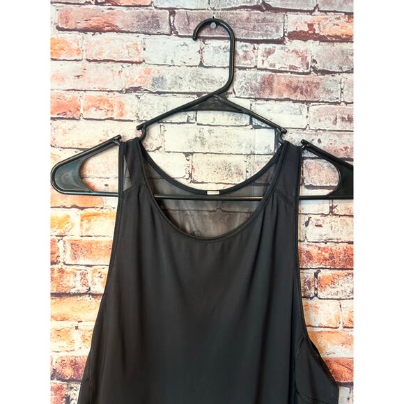 Lululemon mesh black tank top shirt breathable women's size 6? - Picture 5 of 5
